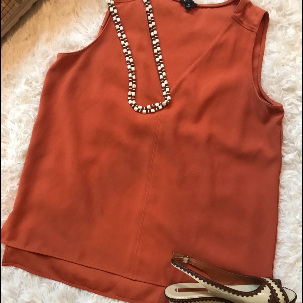 🧡 ann Taylor sleeveless dress blouse
